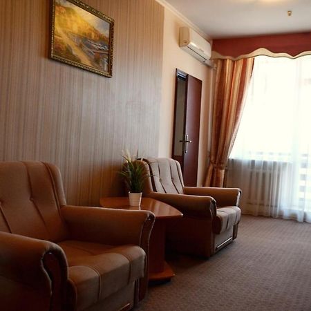 Hotel Perlyna Ars Stryi Exterior photo