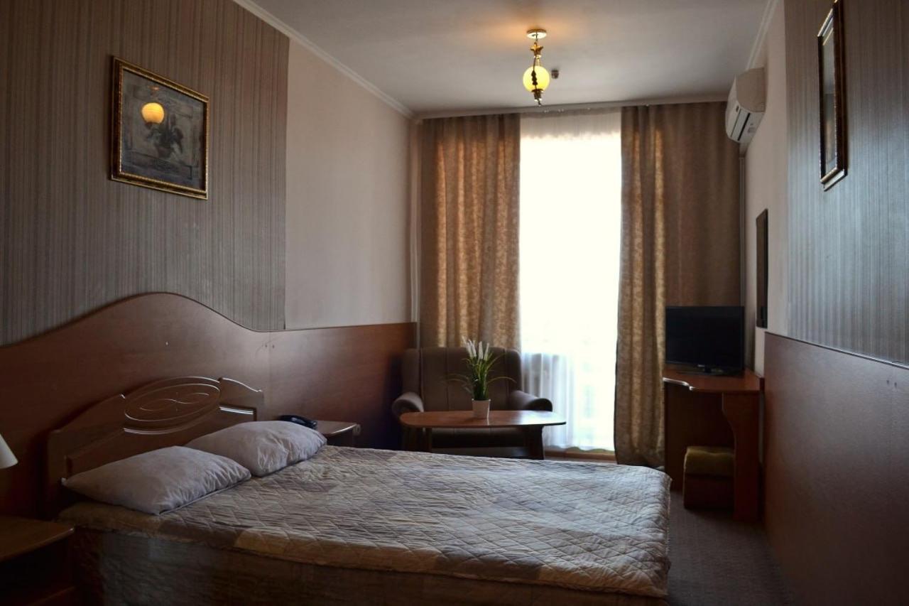 Hotel Perlyna Ars Stryi Exterior photo